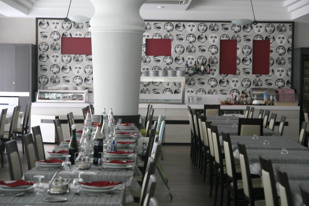 Hotel Stanchini Bellaria-Igea Marina Extérieur photo